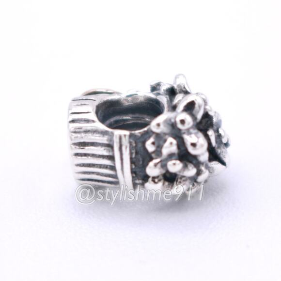 Authentic PANDORA Bouquet of Flowers Charm - 790441 - Picture 10 of 13